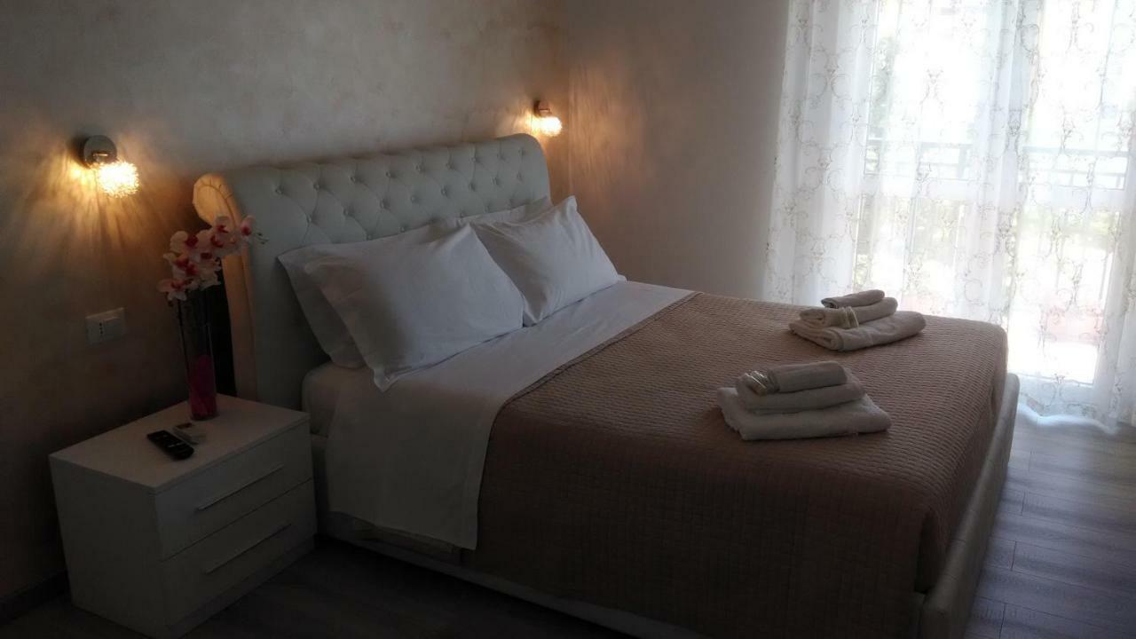 Viola Di Mare Rooms And Parking Termoli Buitenkant foto